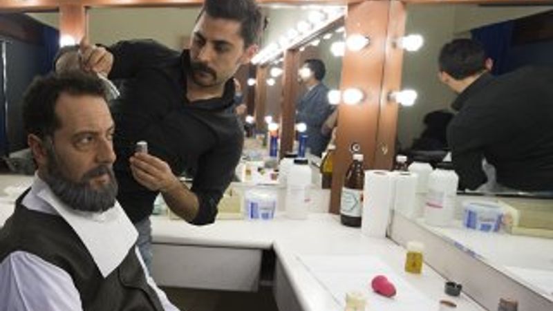 Tiyatronun sahne arkasının emekçileri