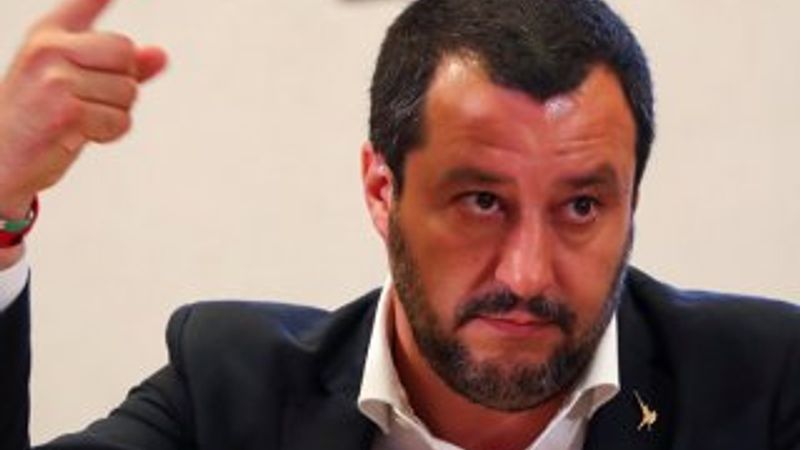 İtalya göçmenlerin olduğu gemileri reddediyor