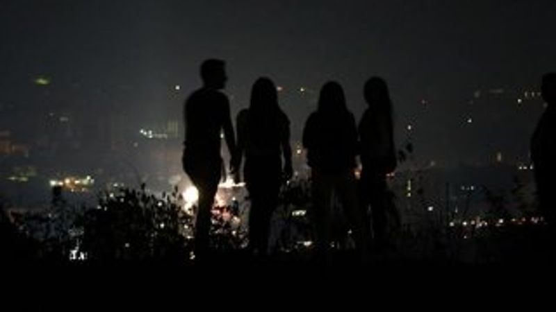 Venezuela karanlığa gömüldü