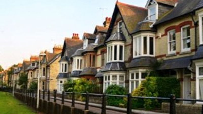 İngiltere'de konut fiyatları arttı