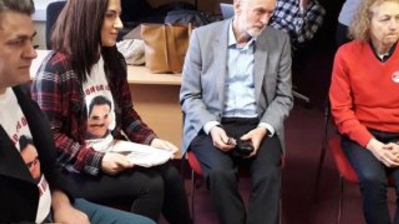 Jeremy Corbyn PKK'lılarla bir araya geldi