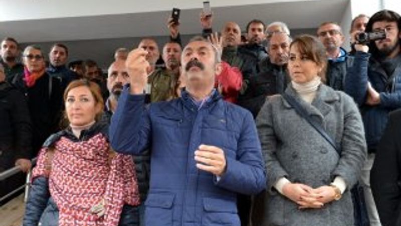 Komünist Maçoğlu mazbatasını yarın alacak