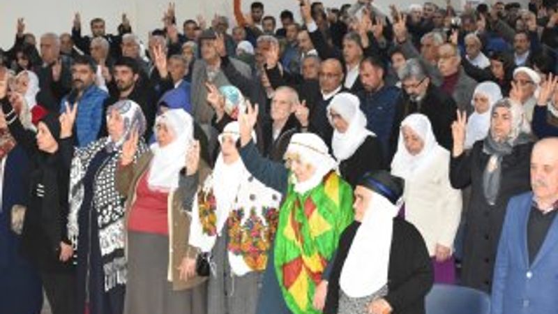 HDP'nin kutlama programında terör propagandası