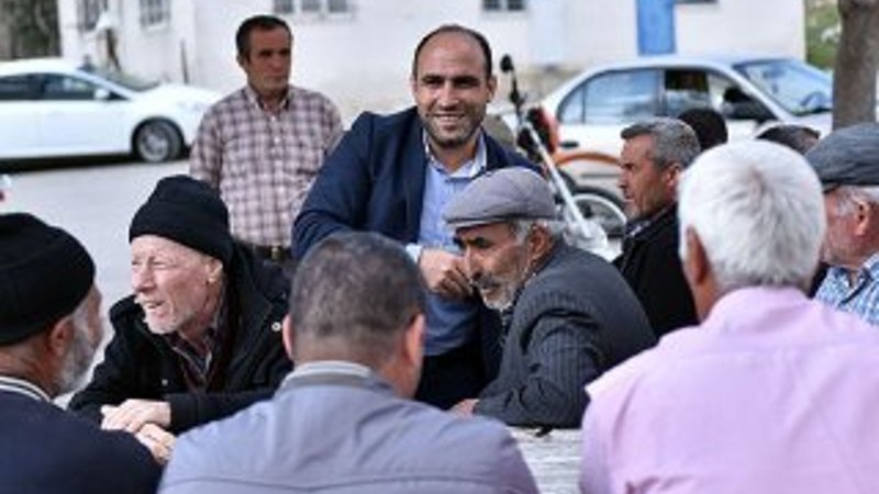 Metropol yaşamını bırakıp köyüne muhtar oldu