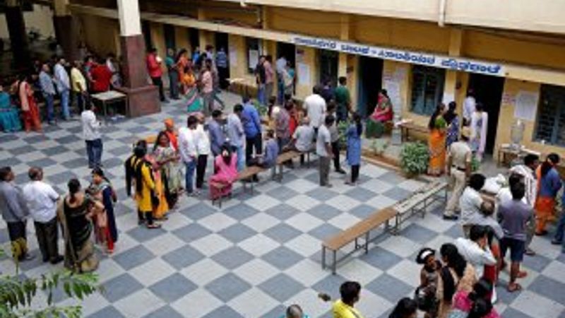 Hindistan seçime gidiyor