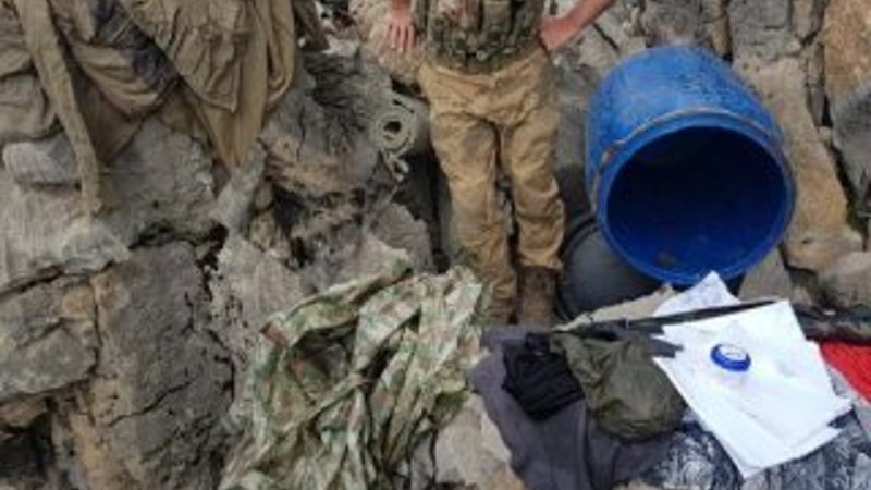 Diyarbakır'da 11 terör sığınağı imha edildi