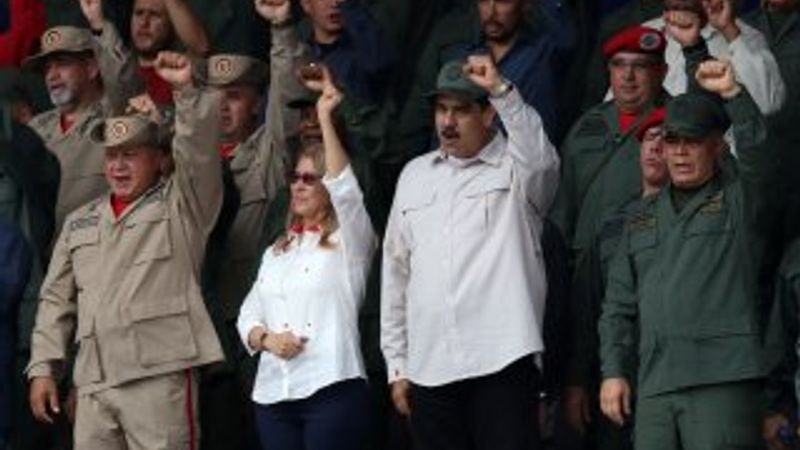 Venezuela'da Maduro'nun gövde gösterisi