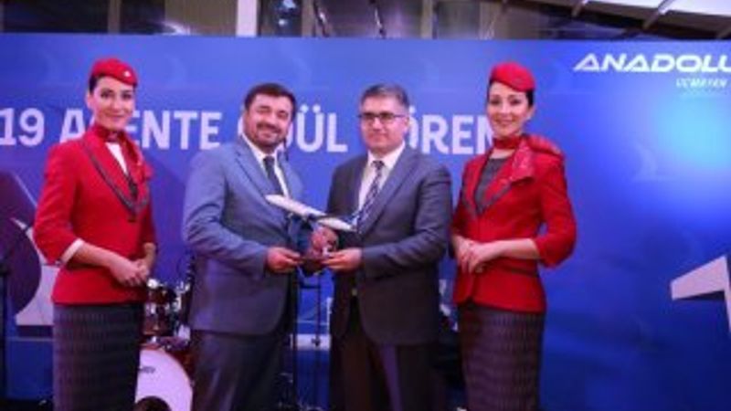 AnadoluJet, acenteleri ödüllendirdi