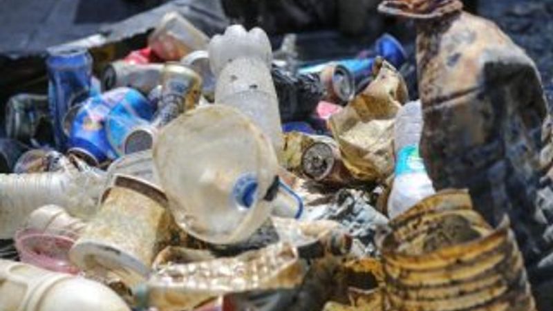 Antalya'da denizin dibi temizlendi