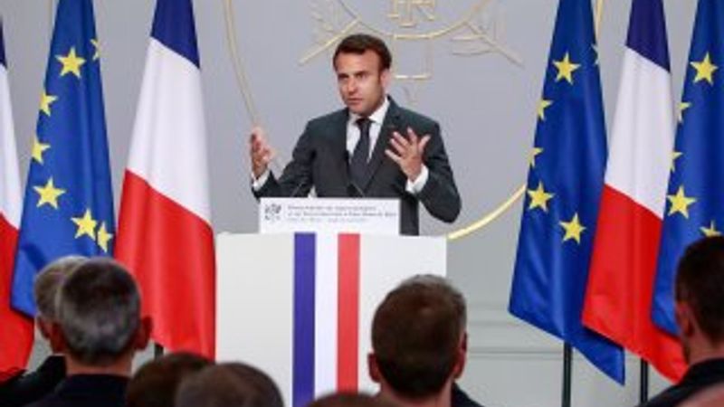 Macron YPG heyetiyle görüştü