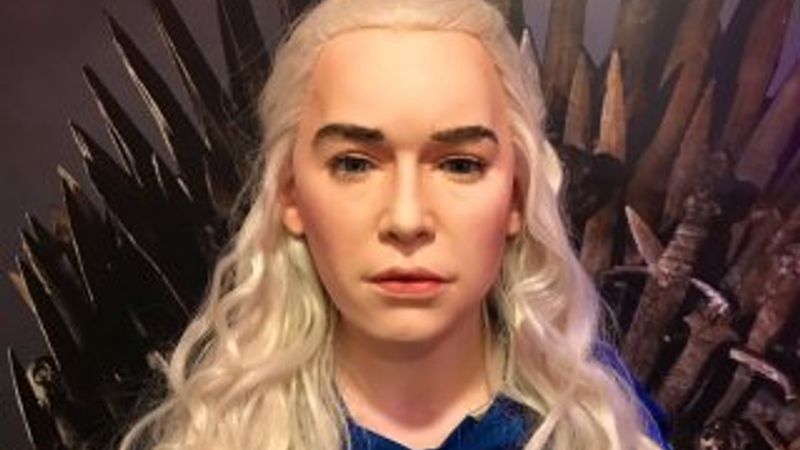 Khaleesi'nin heykeline tepki