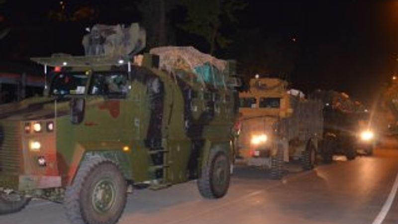 Türk komandoları Suriye sınırında