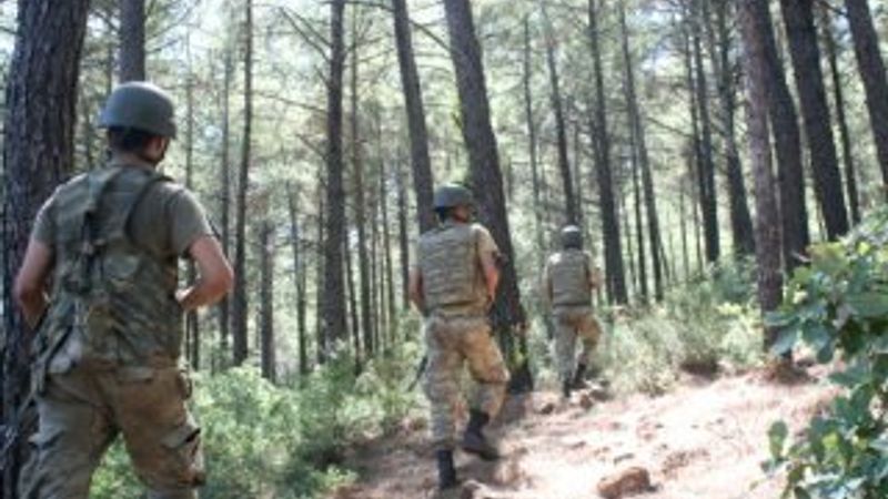 Dün öldürülen teröristlerden 4'ü gri listede