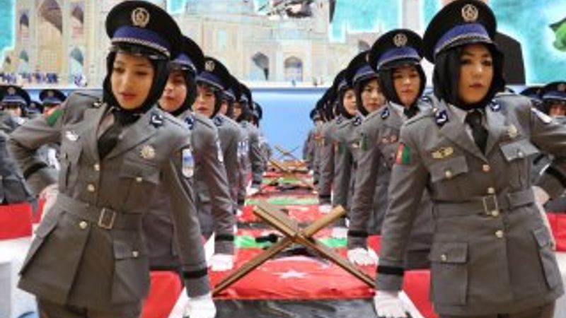 Afgan polisler Sivas'ta mezun oldu