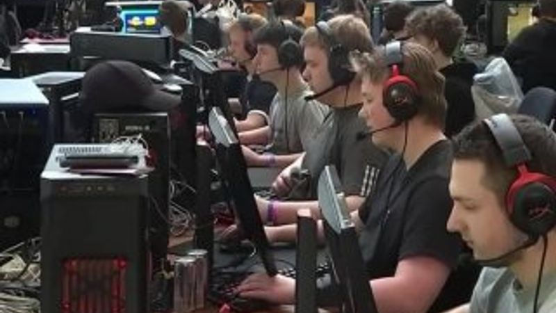 Danimarka, bilgisayar oyuncularından 'ordu' kuruyor