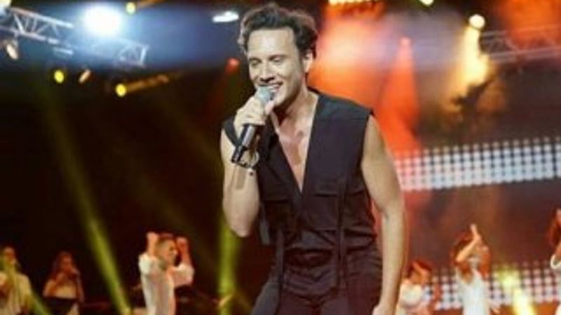 Şarkıcı Edis’ten sahte hesap itirafı