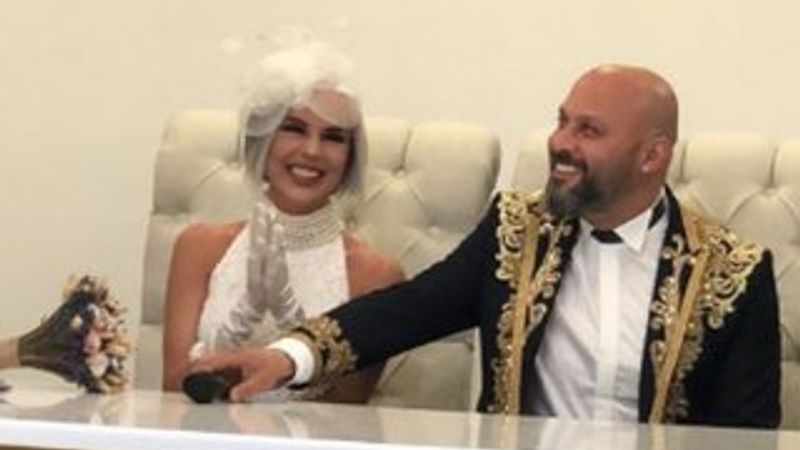 İpek Tanrıyar evlendi
