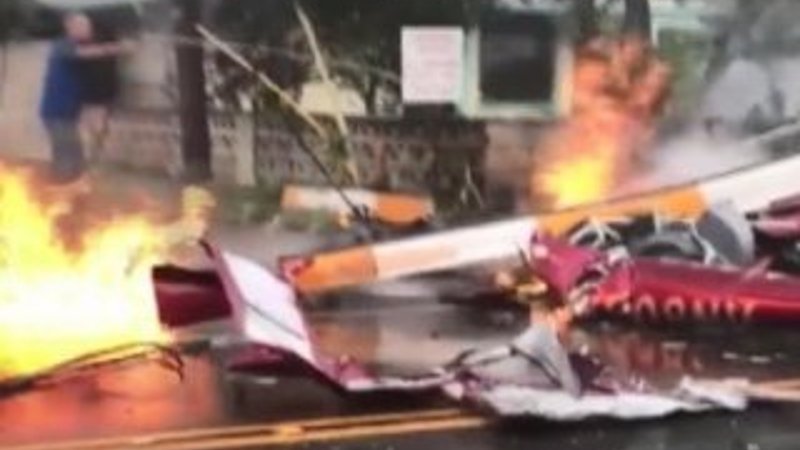 Hawaii’de helikopter düştü: 3 ölü