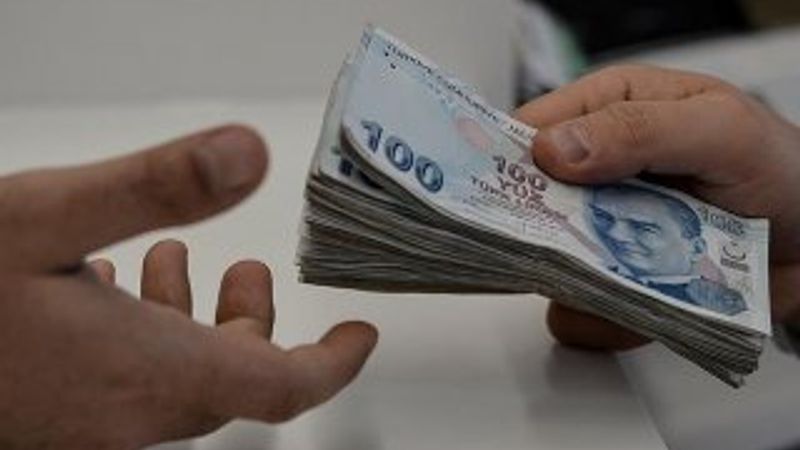 Bankalar martta uçuşa geçti