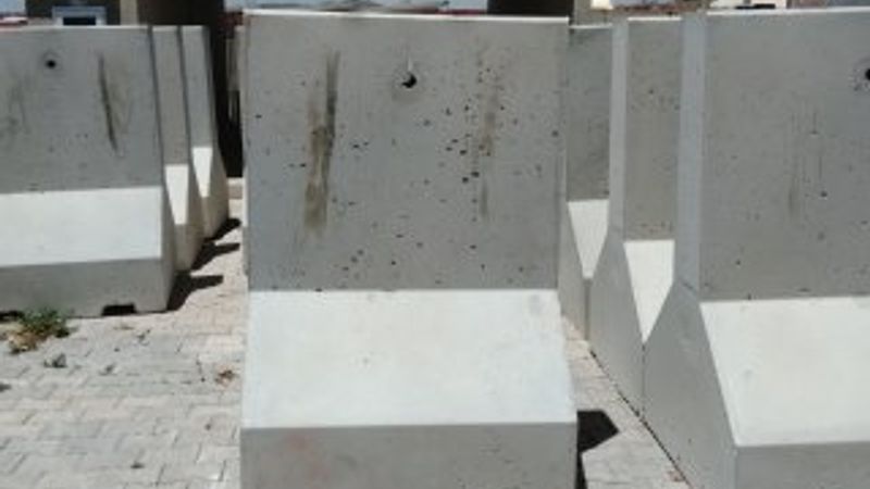Çimentocular bölünmüş yollara beton bariyer istedi