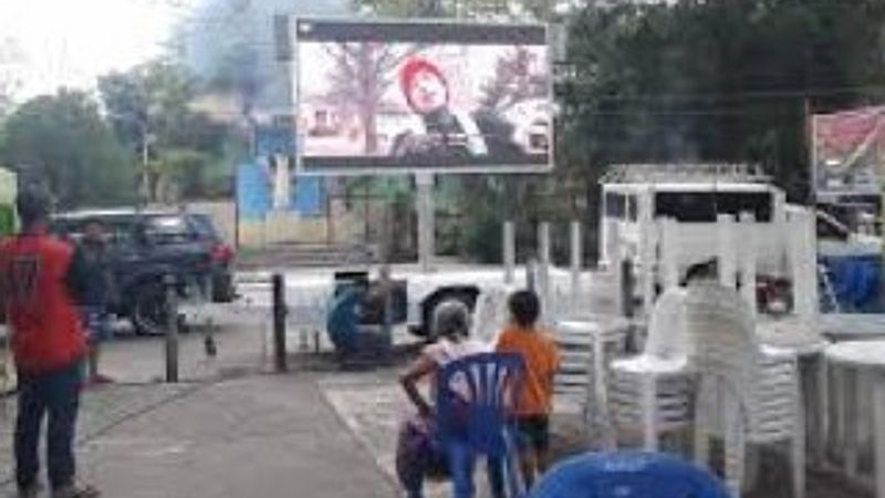 Filipinler'de dedikodu yapmak yasaklandı