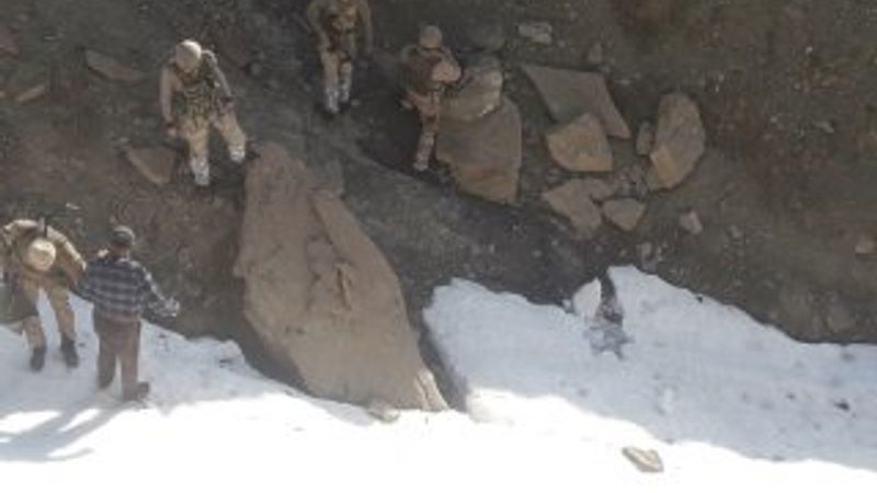 Polis memurunu şehit eden terörist yakalandı