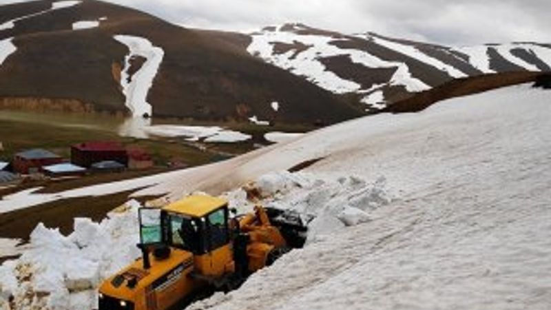 Karadeniz yaylaları yaza hazırlanıyor