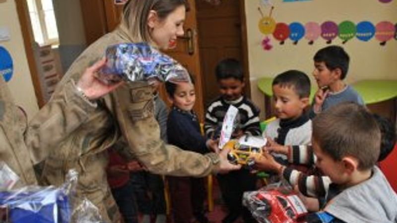 Van'da 'Ben Daha Çocuğum' Projesi