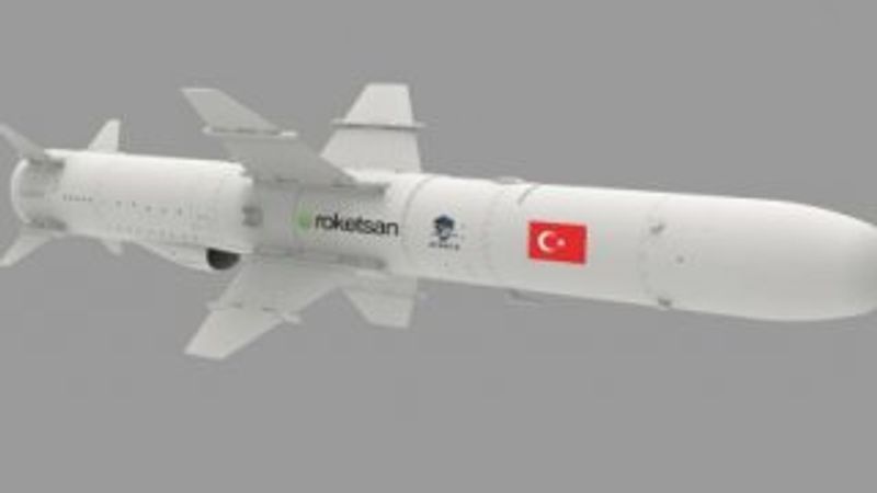 Atmaca füzesi gemilere entegre ediliyor