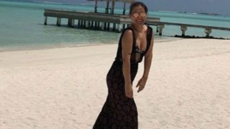 Demet Akalın Maldivler'de