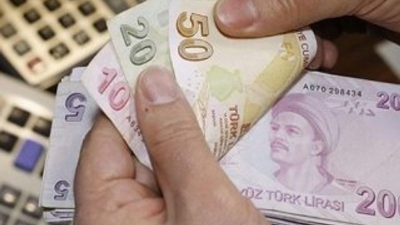 Nisanda bütçe 18.3 milyar lira açık verdi