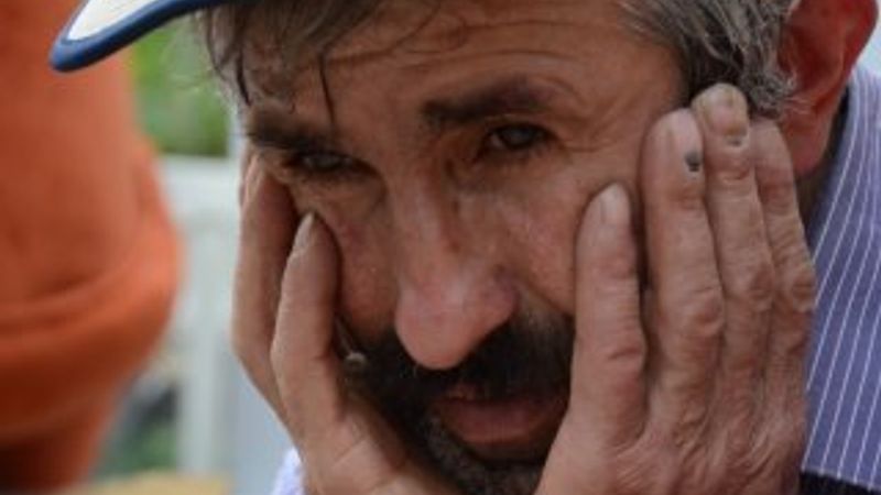 Evleri tahliye edilen ilçe sakinleri üzgün