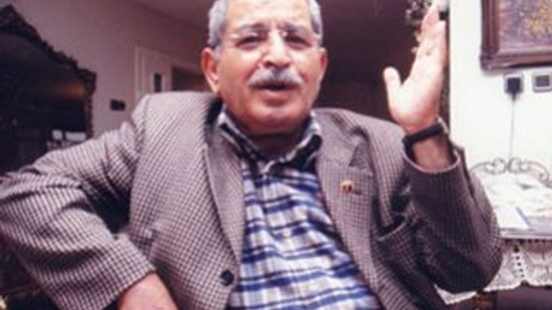 Aşık Mahzuni Şerif kimdir