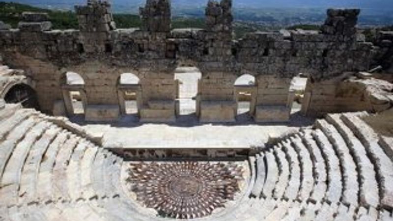 Kışın kapanan Medusa Mozaiği ziyarete açıldı