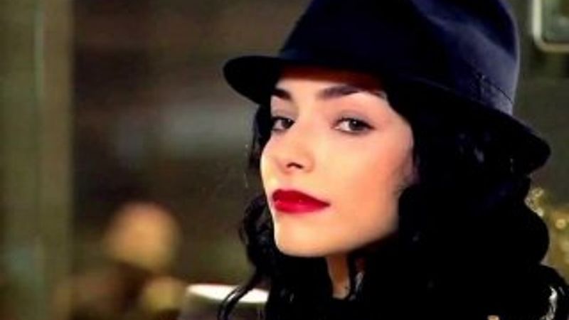 Merve Boluğur tehdit edildi