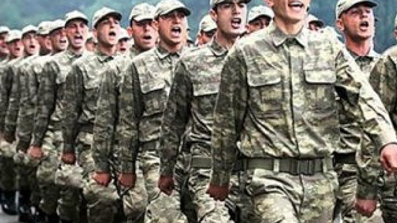 Yeni yasa çıkınca askerler terhis olacak