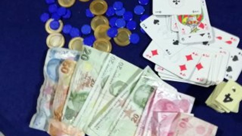 Manisa'da 4 adres kumar baskını