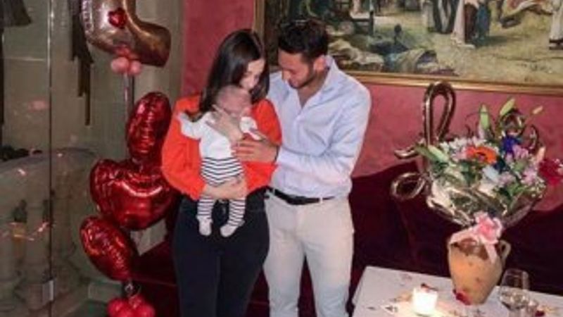 Hakan Çalhanoğlu: Güzel kızımız için teşekkür ederim