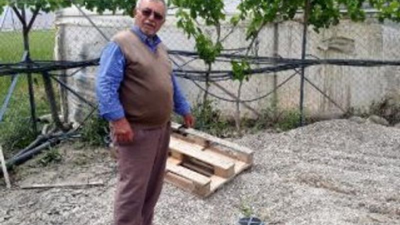 Antalya'da çiftçi, 75 metrede su ararken gaz buldu