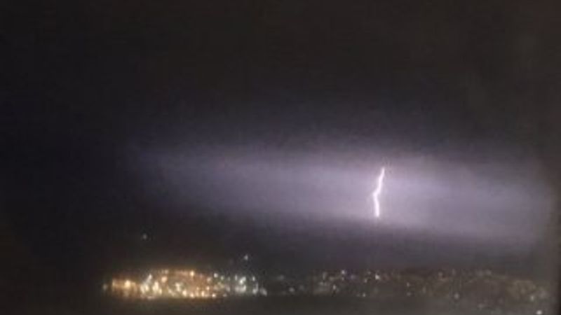 İstanbul'da gök gürültülü sabah