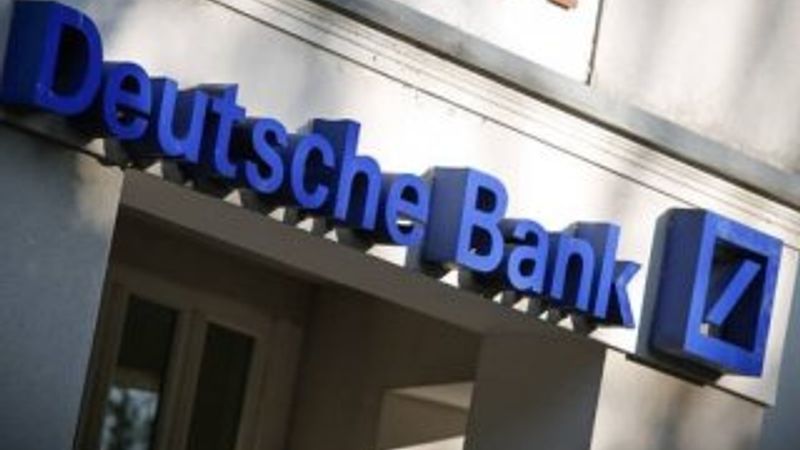 Deutsche Bank'ın hisseleri çakıldı