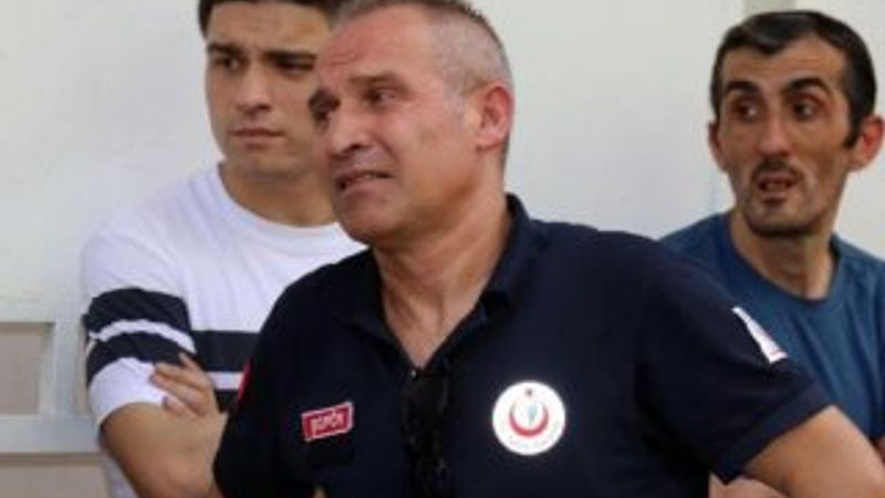 Ambulans şoförü yanan evin kendisine ait olduğunu gördü