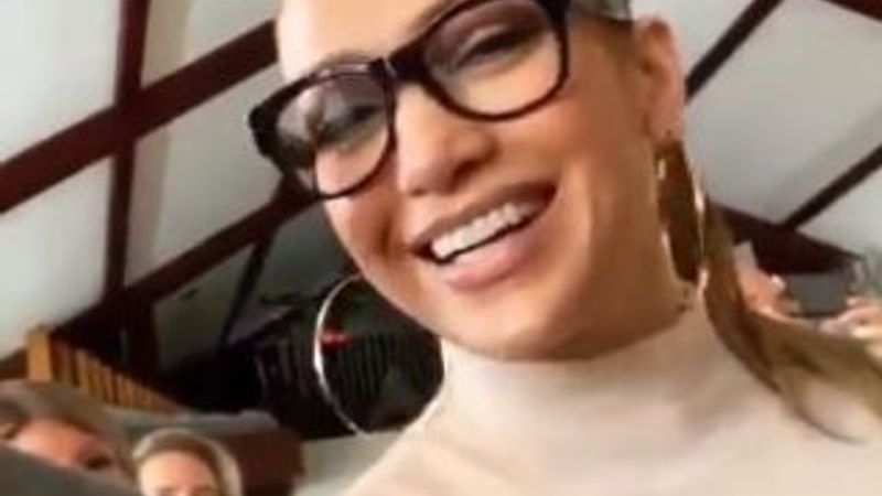 Jennifer Lopez'in oğlu annesinin izinde