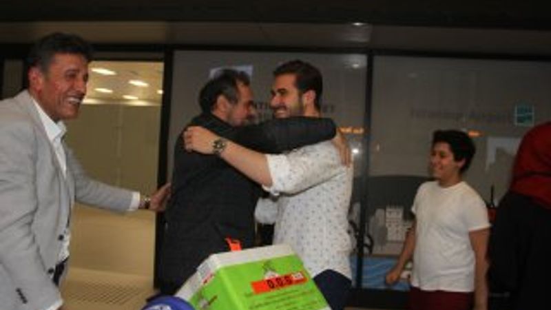 İsrail'in tutukladığı dernek başkanı Türkiye'ye döndü