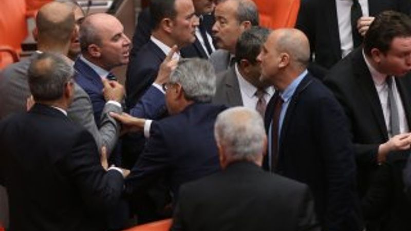 MHP'li ve HDP'li vekiller kavga etti