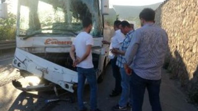 Körfez’de zincirleme kaza: 6 yaralı