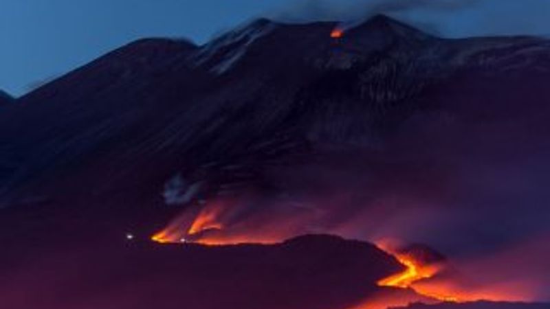 Etna Yanardağı aktif duruma geçti
