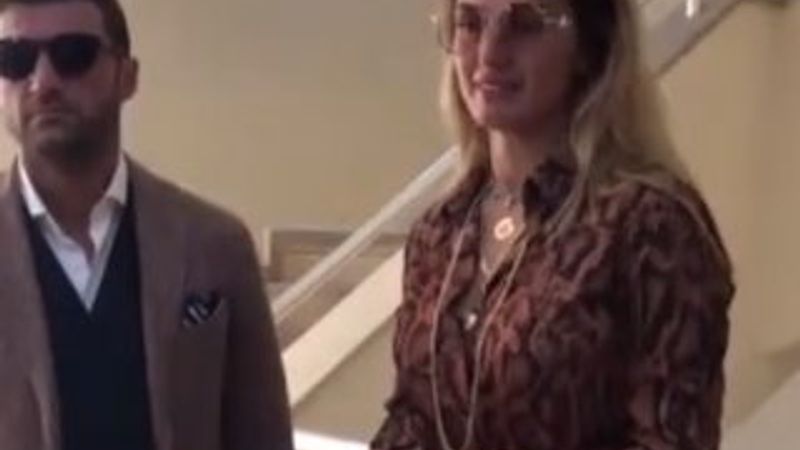 Tuğba Özay boşandı