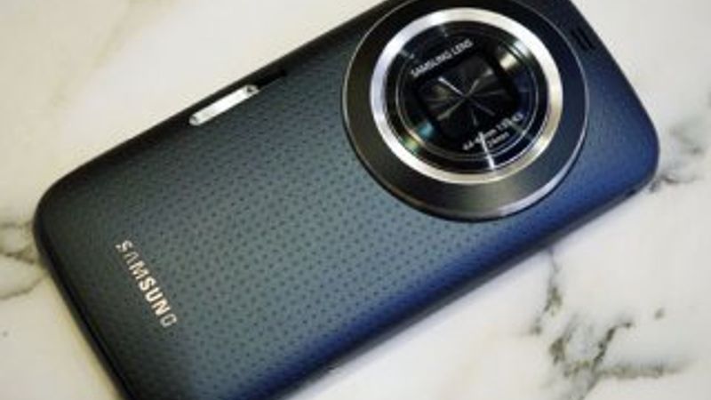 Hisense, telefon ile fotoğraf makinesini birleştiren bir patent aldı