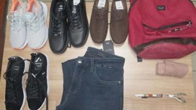 Ankara'da mağazalardan hırsızlık yapan 4 kişi yakalandı